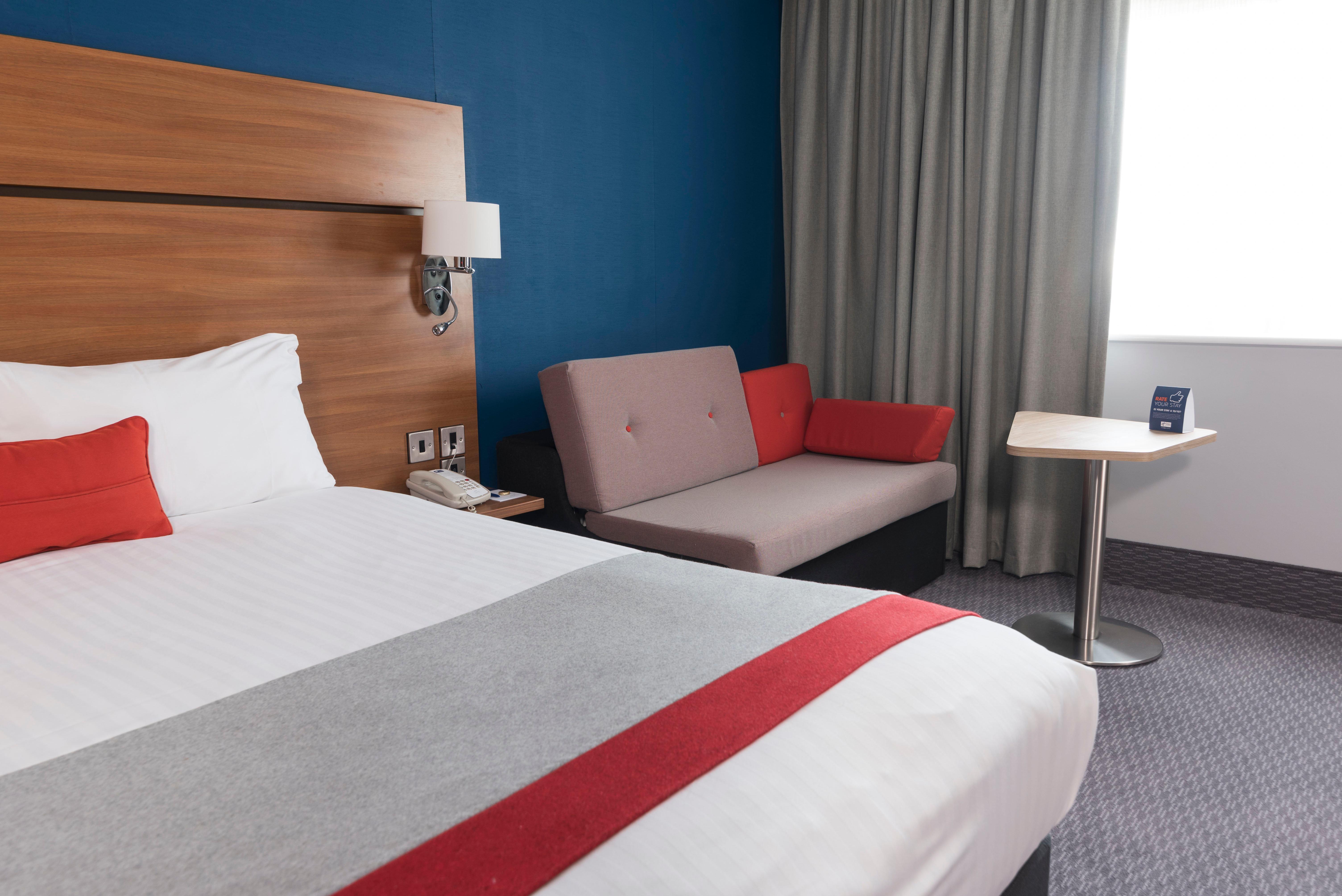 Holiday Inn Express Birmingham Star City By Ihg Экстерьер фото