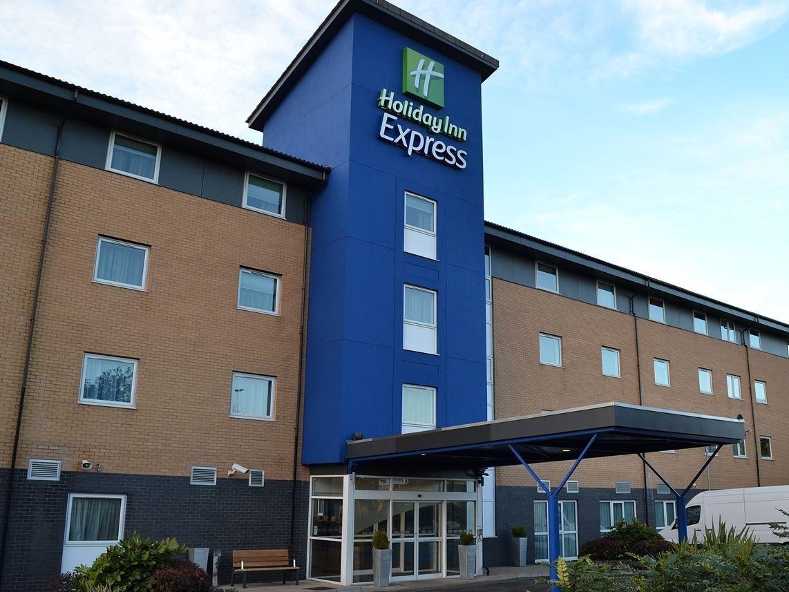 Holiday Inn Express Birmingham Star City By Ihg Экстерьер фото