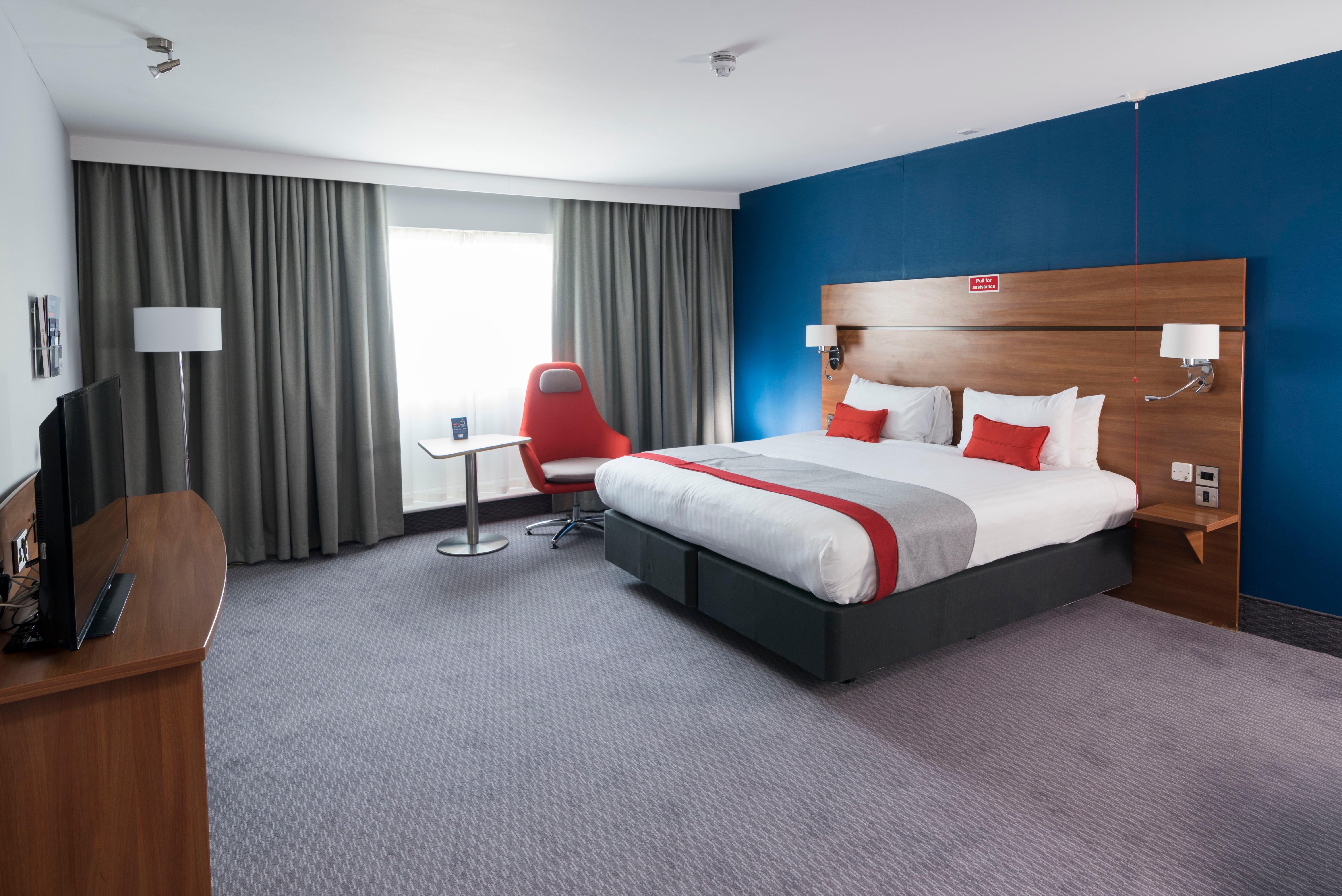 Holiday Inn Express Birmingham Star City By Ihg Экстерьер фото