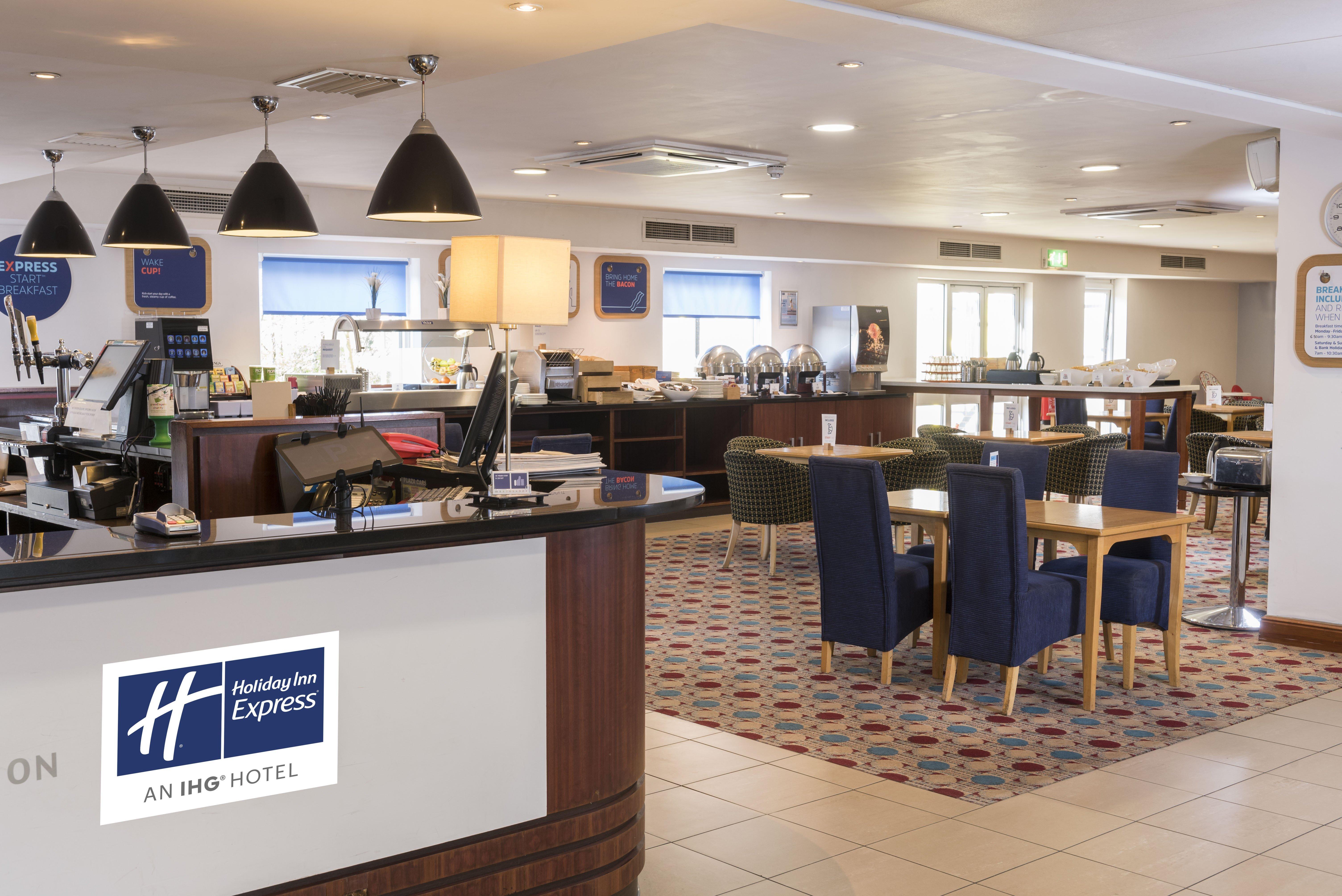 Holiday Inn Express Birmingham Star City By Ihg Экстерьер фото