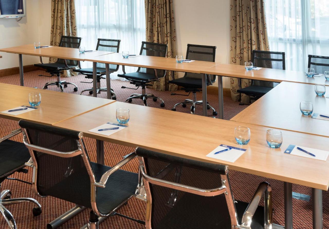 Holiday Inn Express Birmingham Star City By Ihg Экстерьер фото