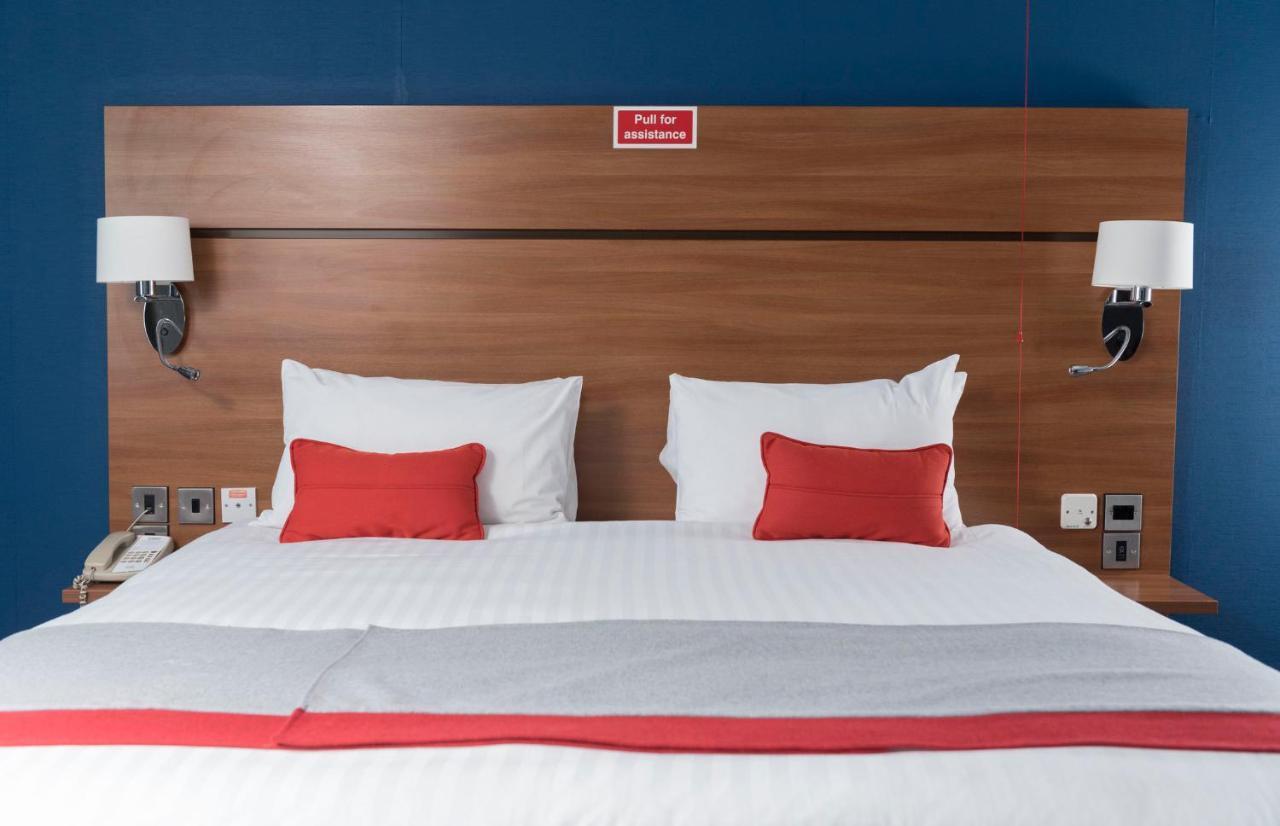 Holiday Inn Express Birmingham Star City By Ihg Экстерьер фото
